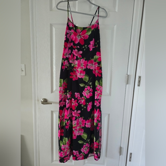 Nasty Gal floral dress in size 12 - Picture 2 of 7
